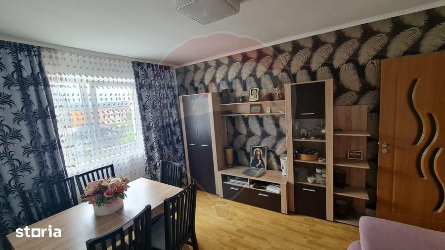 Apartament cu 2 camere decomandat în Sud