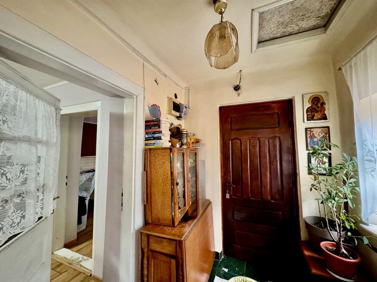 Casă individuală cu 4 camere cu Canalizare în Viile Noi
