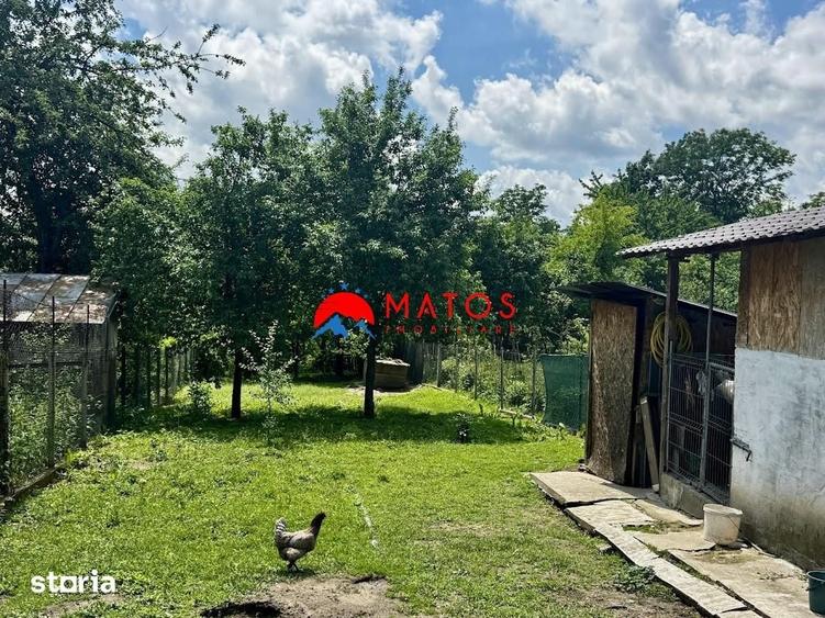 Casă cu 4 camere cu Teren 1387 Mp în Cornu