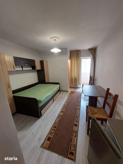 Garsonieră în Baza 3