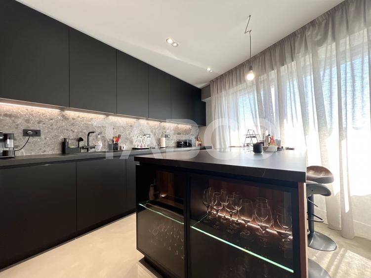 Apartament cu 3 camere semidecomandat, mobilat în Mănăștur