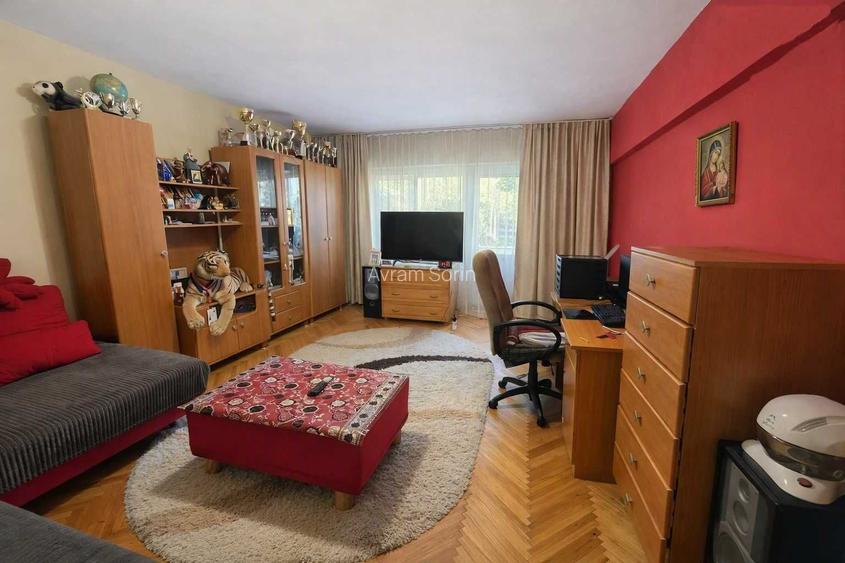 Apartament - vand sau schimb