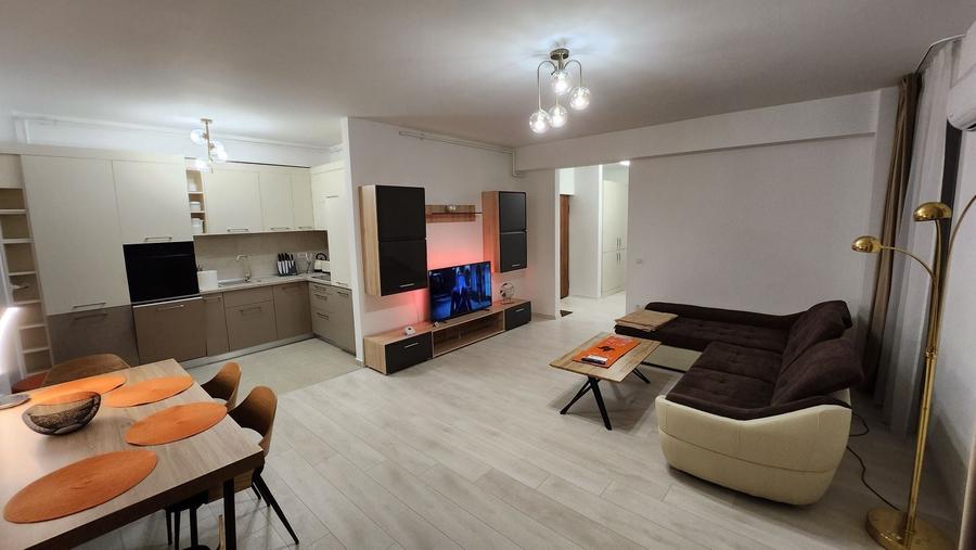 Apartament cu 2 camere decomandat, mobilat în Aradului