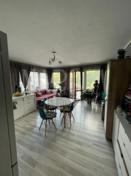 Apartament cu 3 camere semidecomandat în Florești — fotografia 2