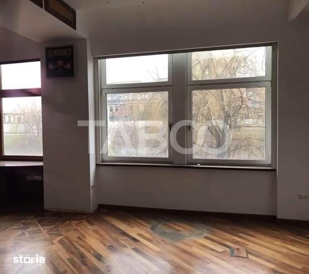 Spațiu comercial, de 220 mp, în Terezian