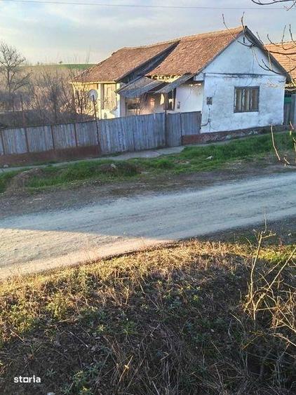 Casa de vanzare mai multe detali la nr de telefon - 3