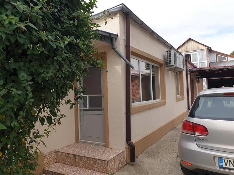Casa din caramida si atelier mecanic Focsani, cu teren 420 mp - 1