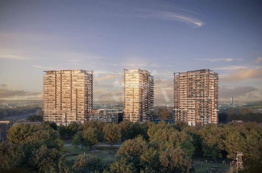 Studio Premium • One High District