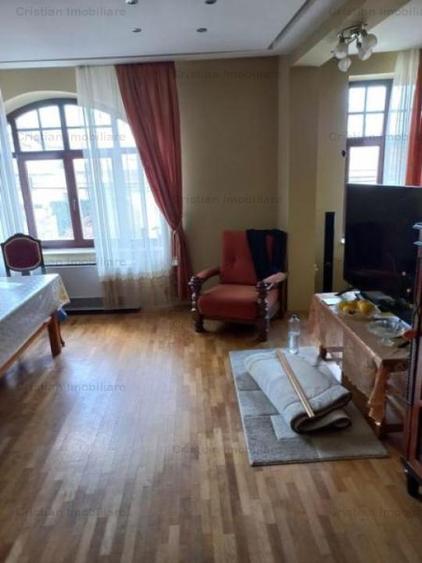 Vila D+P+1+M, zona Centru Istoric - 2