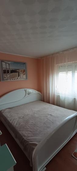 Chirie  apartament cu 2 camere - 13