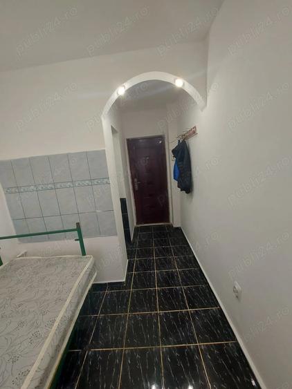 Garsoniera la parter bv Dambovi?a, doar 130E - 1