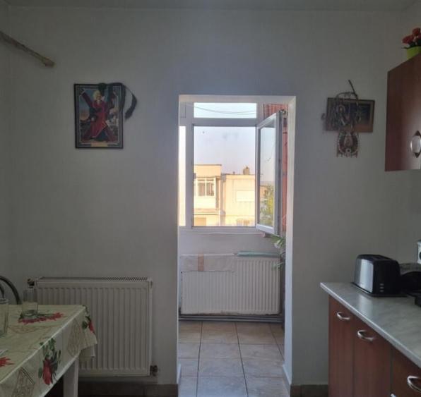 APARTAMENT DE VANZARE CU 2 CAMERE - 2