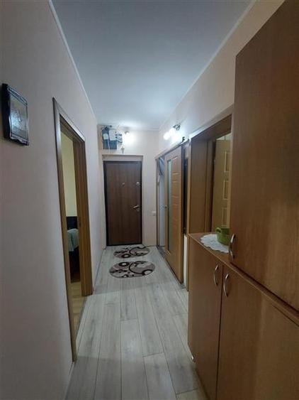 Apartament de vanzare cu 3 camere in Onesti - 3