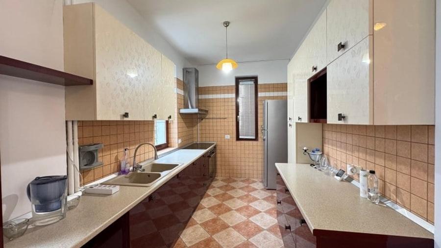 Închiriere Vila Eleganta Vecinătatea Pieței Floreasca - Modernitate și Confort - 3