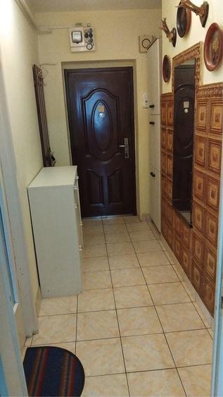 Apartament 2 camere de vanzare Resita, zona Lunca Indesire - 2