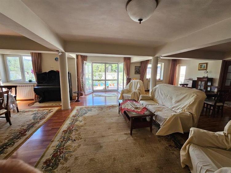 Vila eleganta D+P+1+M | 649 mp | piscina exterioara| renovata complet | Pipera - - 6