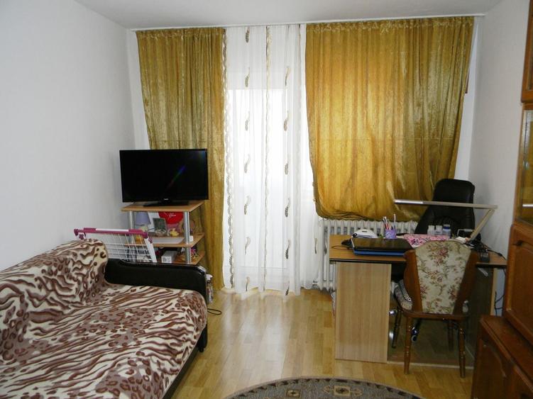 Apartament decomandat in Sacele - 1