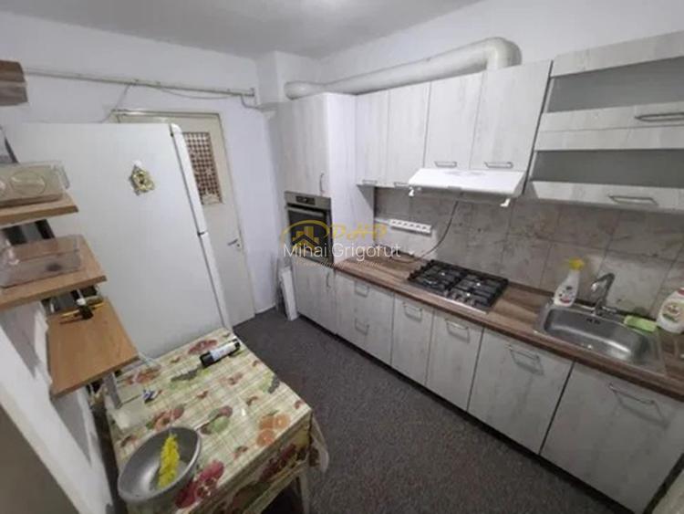 Apartament 3 camere in Tudor Vladimirescu