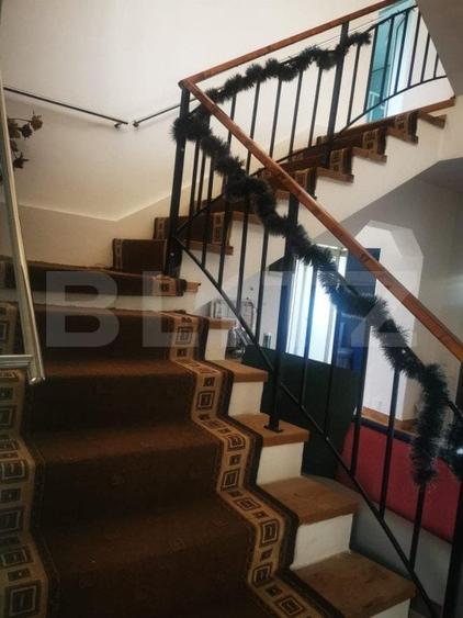 Casa 10 camere, 300 mp utili , teren 700 mp - 3