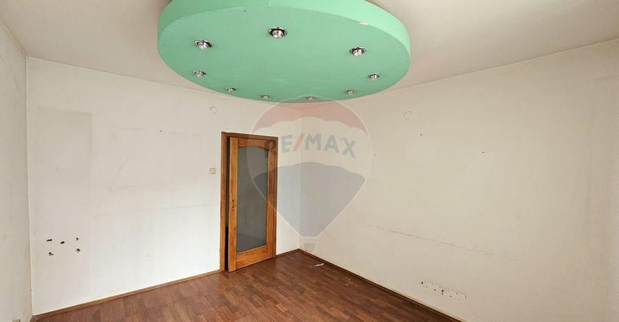 Spa?iu comercial - 11