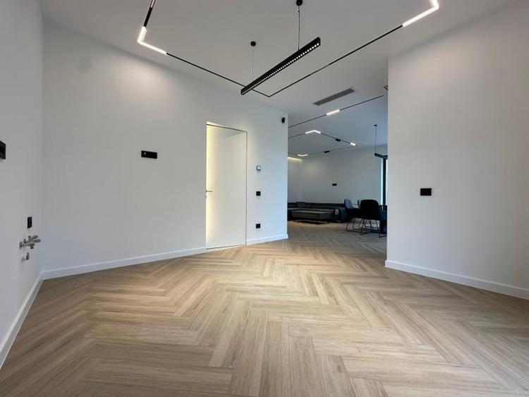 De Vanzare! Vila premium individuala cu 5 camere in Pipera-Tunari / Comision 0% - 15