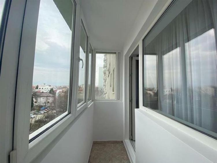 Garsonira, Banu Manta, - 4