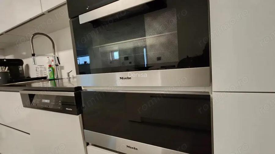 Casa de Lux cu 4 camere Teren 1200 mp
