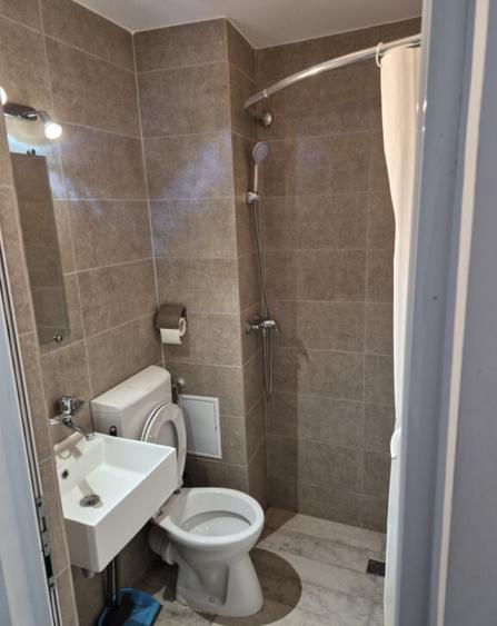 Inchiriez garsoniera Tiglina 1 - 2