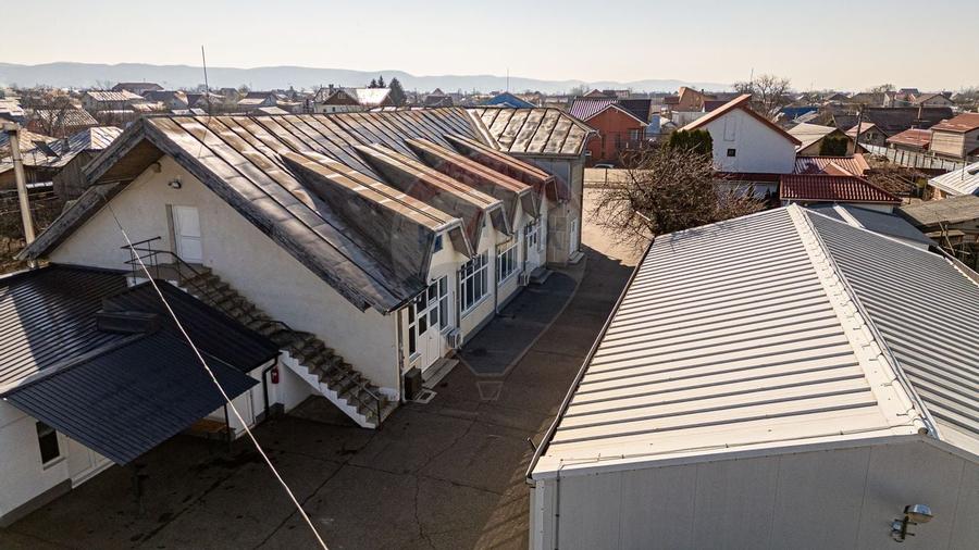 Spatiu comercial de 944 mp de inchiriat, zona Serbanesti - 29