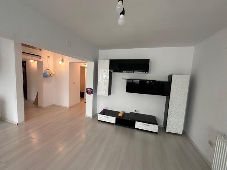 Apartament 3 camere - open space - 2