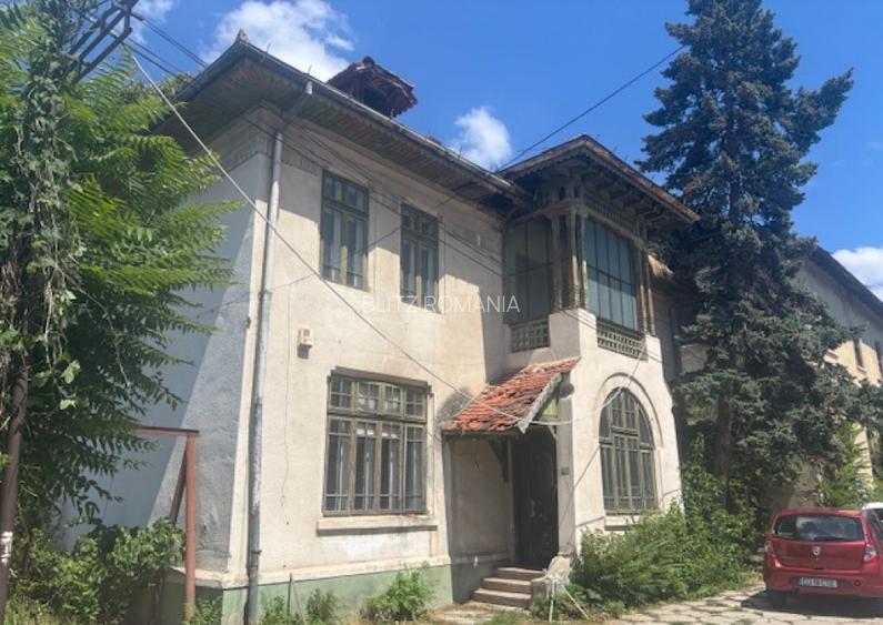 Casa boiereasca D+P+1, 380mp utili, zona Centrala