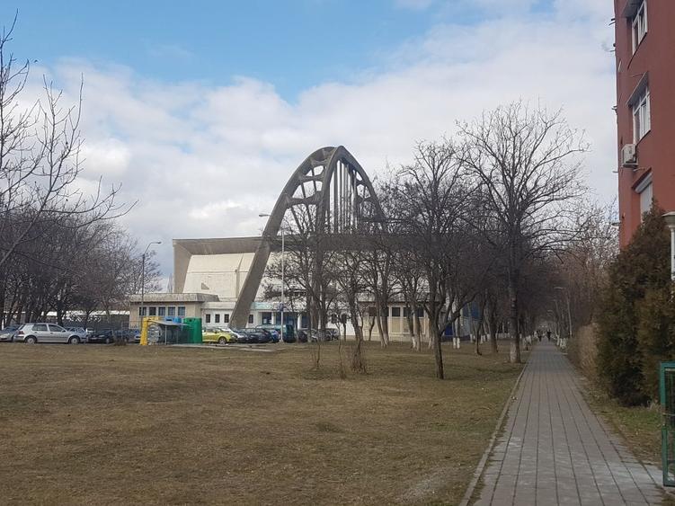 Garsoniera confort trei, etaj patru, simpla, pe Stadionului, camera de camin - 1