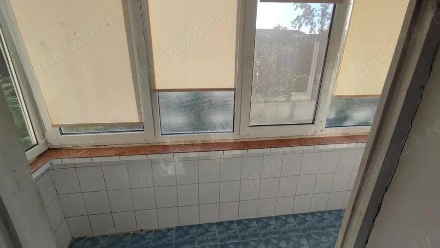 Apartament 3 camere decomandat Aradului etaj 3 Piata Verde amenajat LUX centrala proprie liber - 1