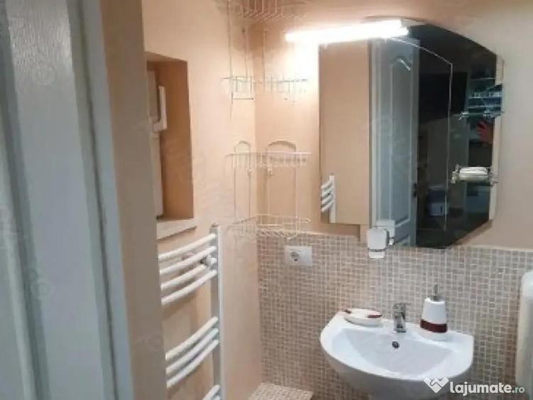 Unirii la casa parter - 6