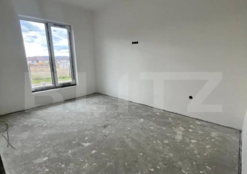 Casa individuala cu 5 ari teren, semifinisata, zona Aerodrom - 4