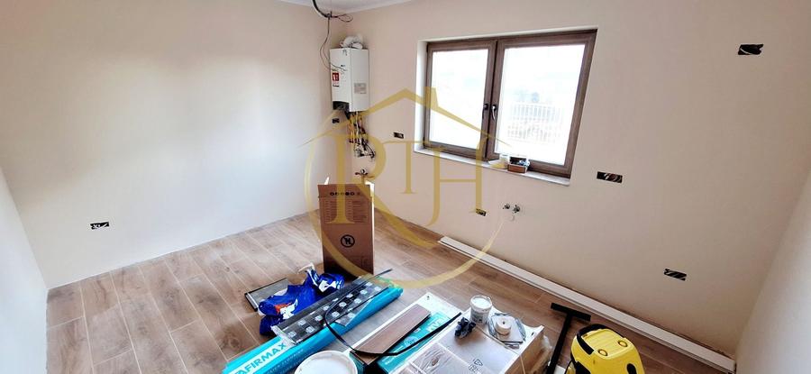 Oferim spre vanzare casa-duplex cu 4 camere si 3 bai situata in Giroc - 7