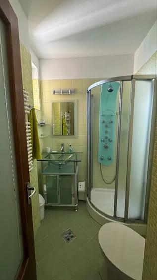 Apartament cu 3 camere, mobilat în Vatra Luminoasă