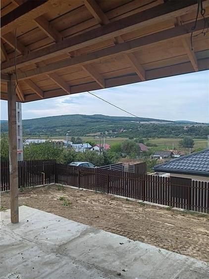 Barnova CASA PARTER su 101mp 4cam 2 bai 450mp teren toate utilitatile la gata - 11