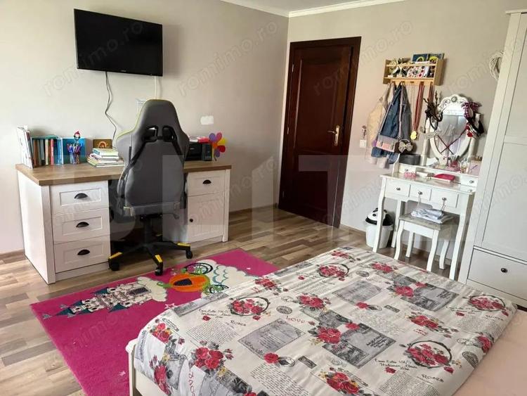 Casa cu 3 dormitoare, 186 mp, teren 696 mp, zona Paulesti - 12