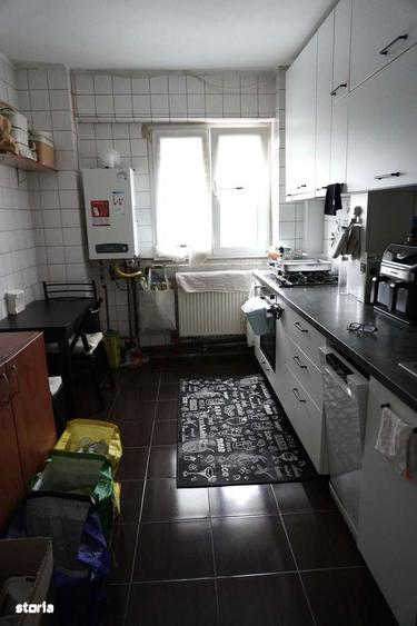 Apartament cu 4 camere ?i 1 loc de parcare - 7