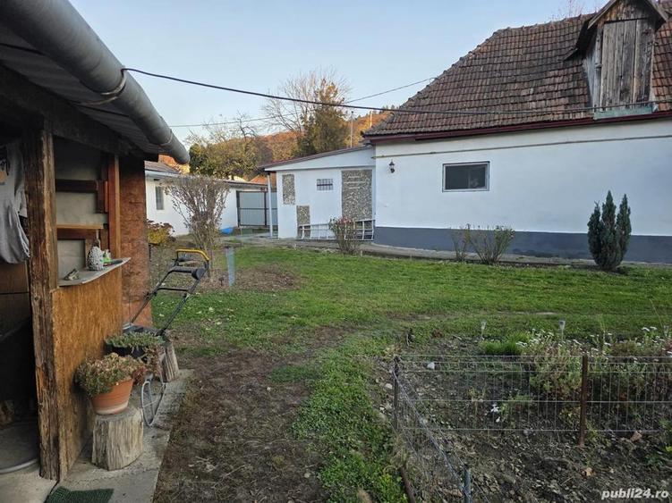 Casa de vanzarea - 2