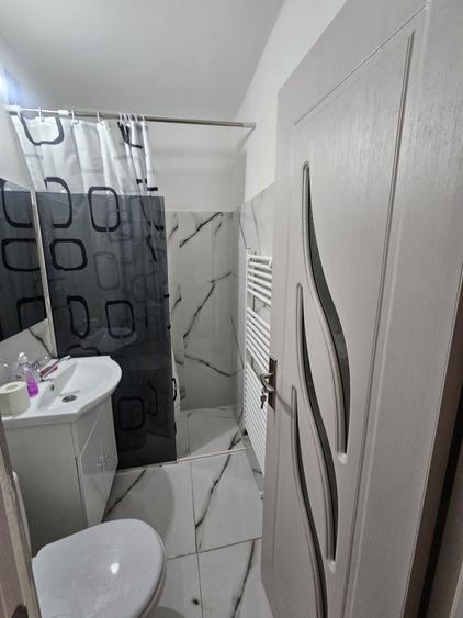 Particular inchiriez apartament cu doua camere - 8