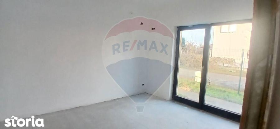 Vila 4 camere de vanzare Crevedia cartier privat 454mp teren - 4