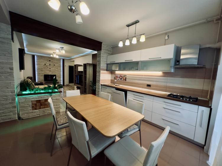 Apartament cu 3 camere si 2 grupuri sanitare in zona Tractorul la Isaran,et7/10 - 4