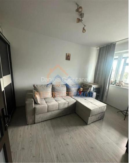 Vanzare 2 camere Metrou Romancierilor