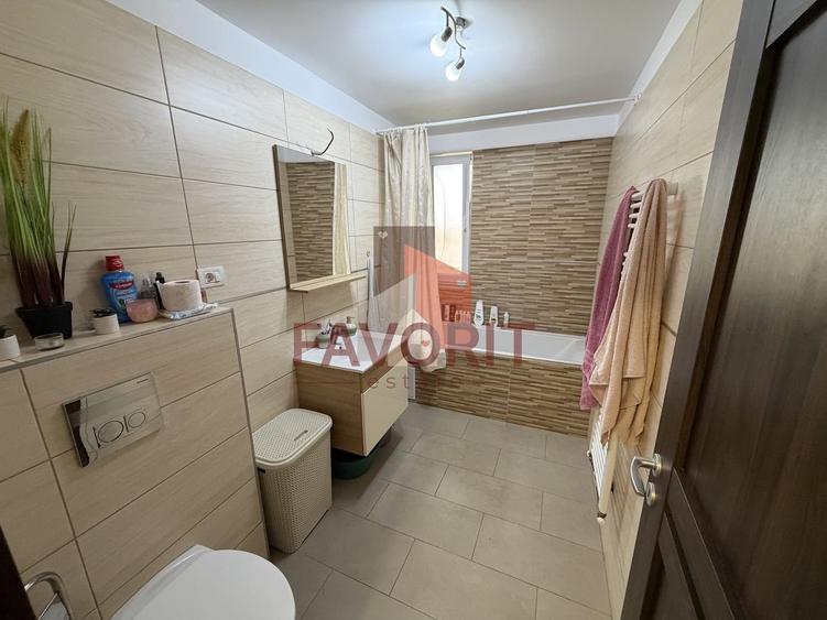 Spatios. Mobilat si utilat. Pozitie excelenta. - 12