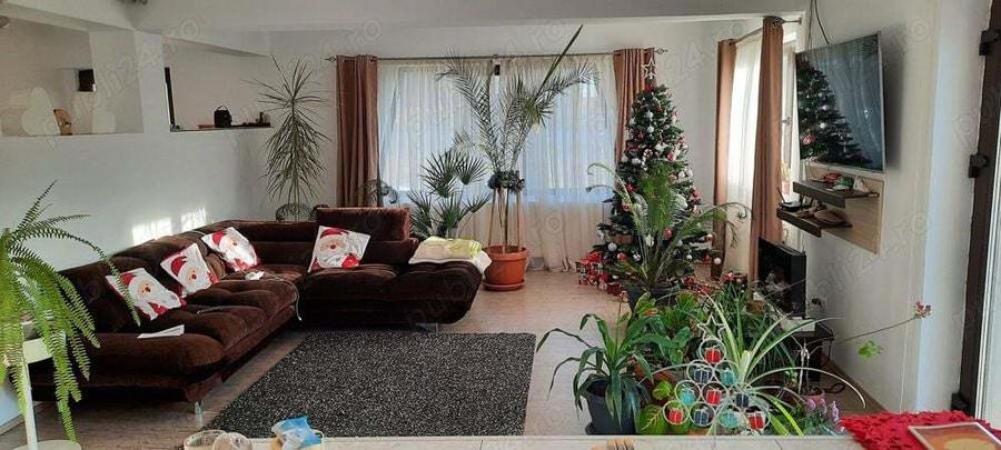 Particular vand casa individuala P+1+M in Bragadiru Independentei 9 camere - 4