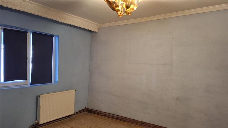 Apartament 2 camere , et 2, Ct, liber, Gara -Lic. Economic - 8