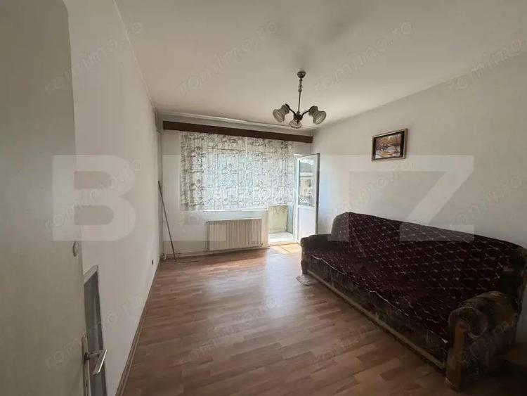 Apartament cu 2 camere, decomandat, zona 8 Mai