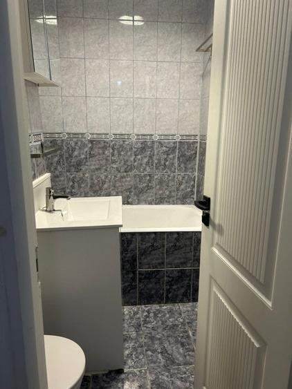 Garsoniera, de vanzare,  nou renovata, mobilata si utilata, zona metrou Costin G - 5